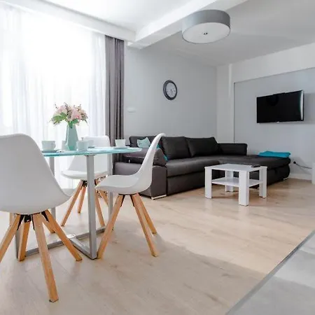 Apartment Klifowa 21 *